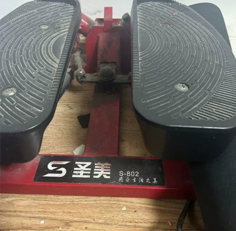 踏步机，计数器坏了，买了两年，一直闲置，有...