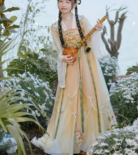 十三余小豆蔻儿[蔡文姬花朝如约-王者荣耀联...