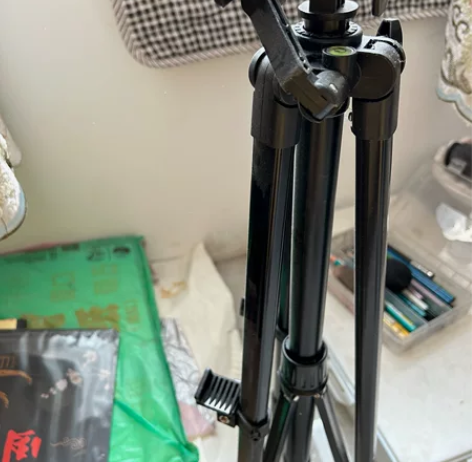 画架 就考试的时候用过一次25R  送画板...