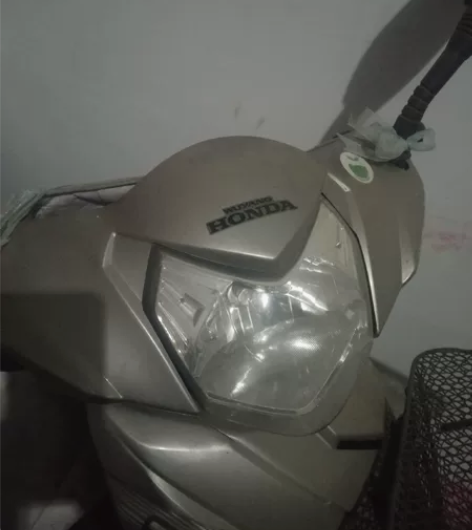 转让五羊本田弯梁100经典车型限量版，成色...