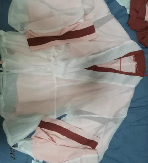 清衣柜，凤台曲齐腰三件套，红颜，S码，裙长...