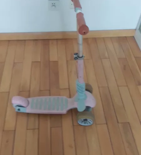 滑板车 感兴趣的话点“我想要”和我私聊吧～...