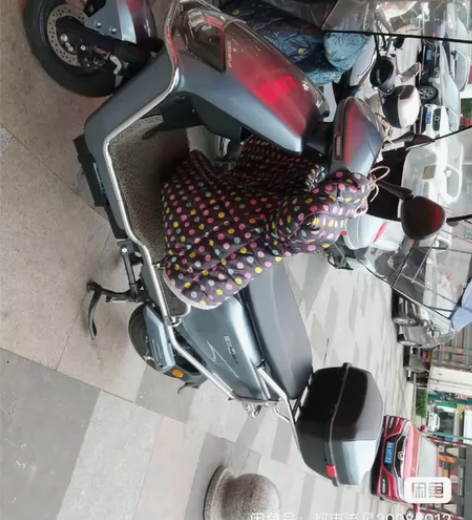 爱玛电动车转让，4600买的，现半价转让，...