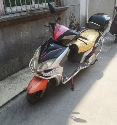 自用一年高配72v45a电动车,跑的远,速...