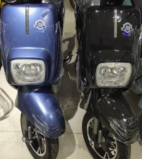 杰宝大王电动车 蓝精灵国标新国标车，48v...