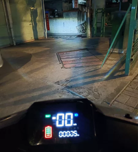 电动车，大品牌电动车质量非常好，外观水泥灰...