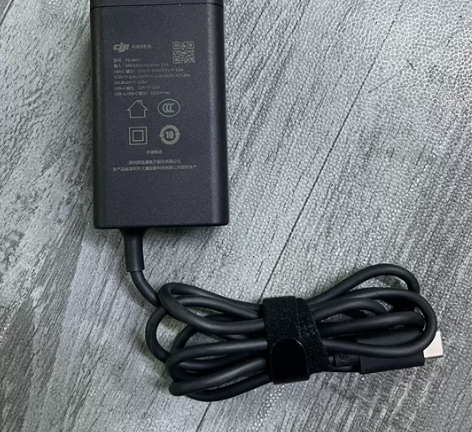 包邮DJI大疆御3便携充电器65W原装正品...