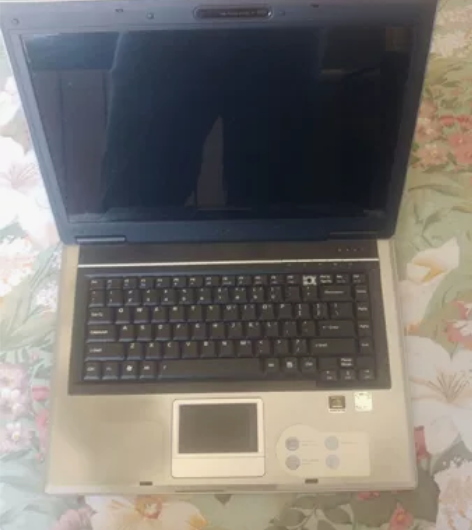 华硕笔记本处理了。asus2008年的华硕...