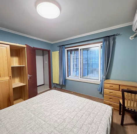 定福家园北里二号院 主卧飘窗 地铁6号线?...