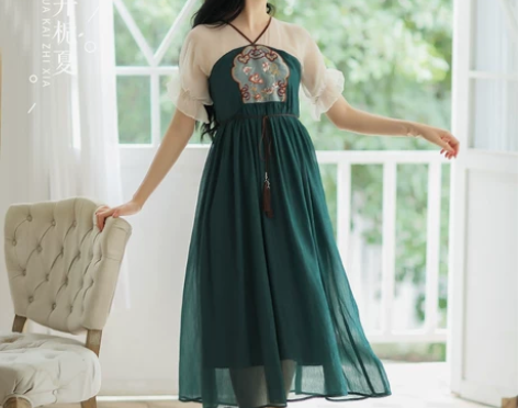 古风改良刺绣汉元素连衣裙中国风很仙的法式拼...