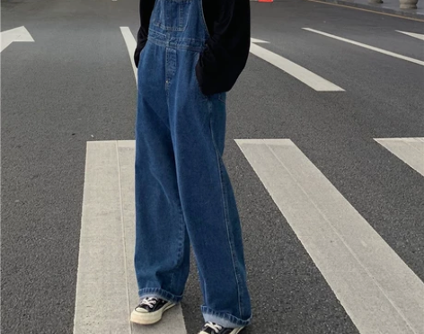 牛仔背带裤女设计感大码女装韩版春秋直筒宽松...