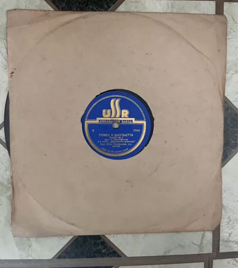 民国黑胶唱片，标价为一张的价格，非偏远地区...