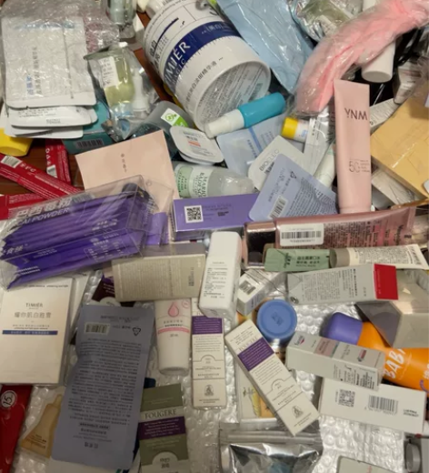 各种品牌（伊蒂凡、Olay、润培、妮维雅、...