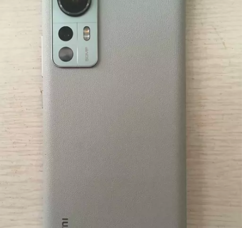 小米12自用机，独特绿色素皮外观，强大8+...