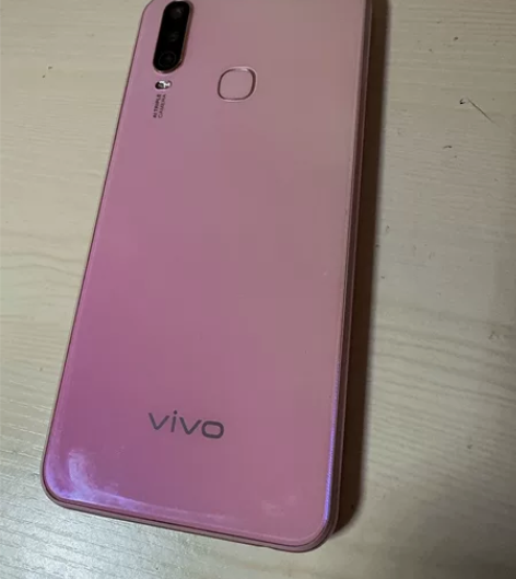 VIVO y3 4+128 G 女生自用闲...