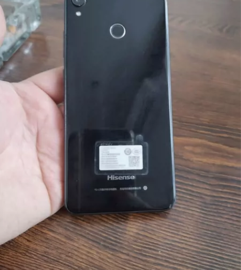 海信HLT300T手机，嘎嘎好一点不卡，像...