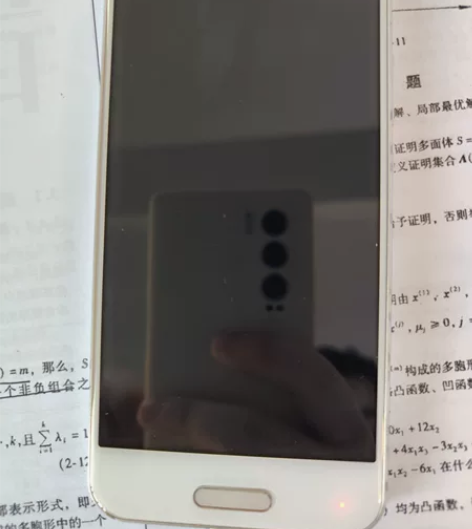 夏普RC R compact，4.8寸10...