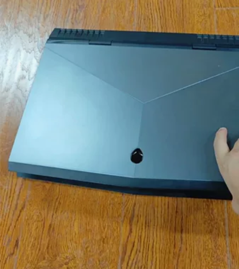 外星人Alienware 17 R5笔记本...