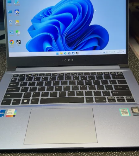 雷神 S1 笔记本，14 寸完美显示全面屏...