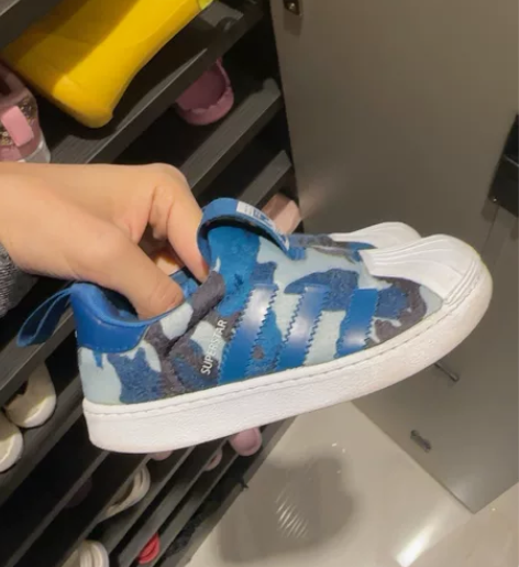 阿迪 一脚蹬 14.5cm 感兴趣的话点“...