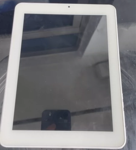 当砖头出售，会修的拿去， 感兴趣的话点“我...