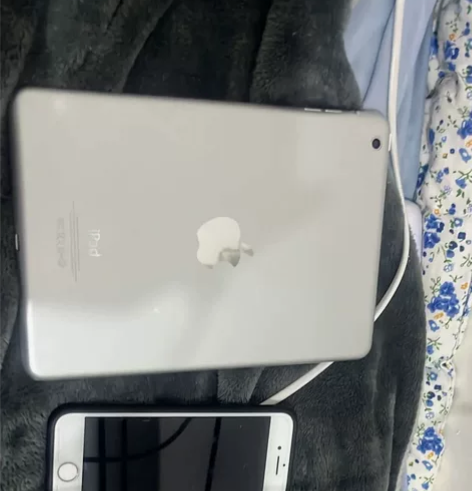 ipad mini 16G 可以看电视剧 ...