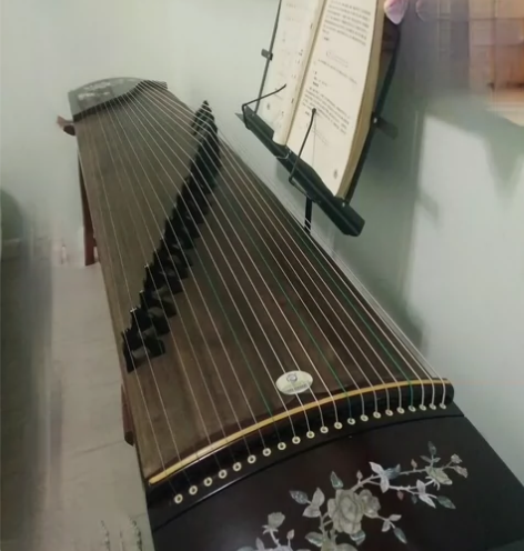 适合初学者练习用的古筝 感兴趣的话点“我想...