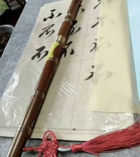风雅定制款之前过生日姐姐送的原价600多的...