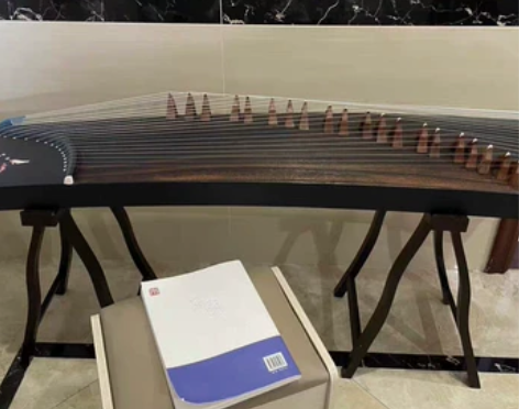 包邮特价 古筝 二手古筝 标准163 感兴...