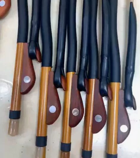 全新专业二胡马尾弓，84厘米长，紫檀木的小...