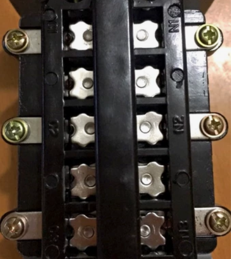 HY2系列倒顺开关15A 380V电机30...