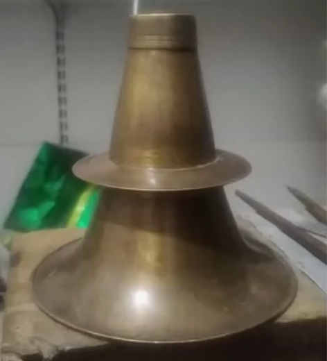 闲置加厚青铜唢呐碗一个，重五俩，大口直径1...