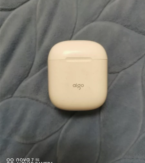 闲置爱国者 蓝牙耳机 T18 左耳机  右...