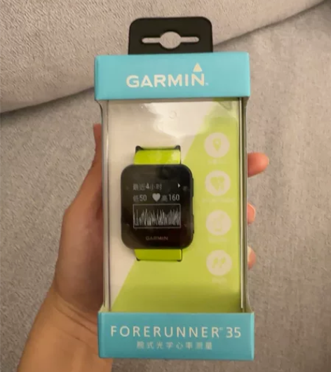 Garmin手表，型号：Forerunne...