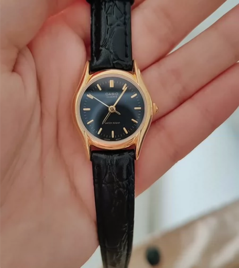 Casio卡西欧手表时尚复古简约小巧石英防...