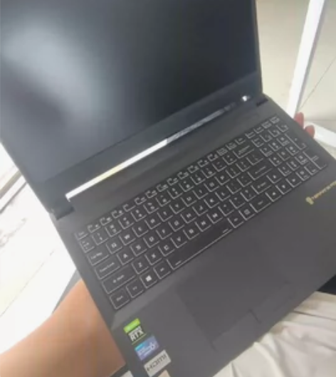 99新未来人类笔记本碳纤维板本 2023....