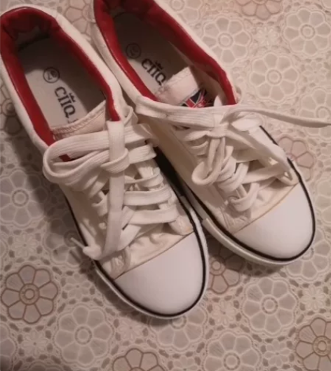 37码内增高小白鞋低帮帆布鞋包邮 37码白...