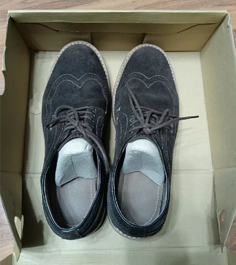 布洛克皮鞋 商务反毛皮鞋，皮鞋码44 真牛...