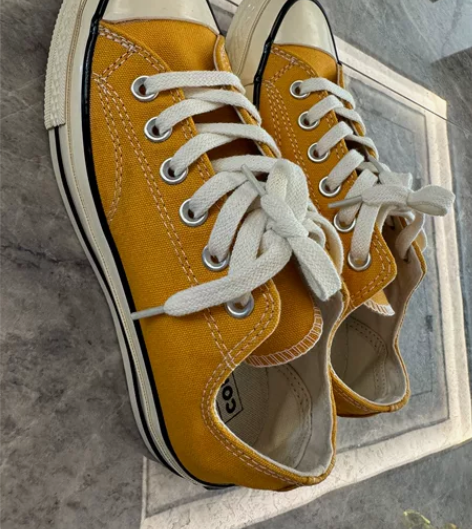 匡威37码帆布鞋低帮女鞋黄色37码，全新，...