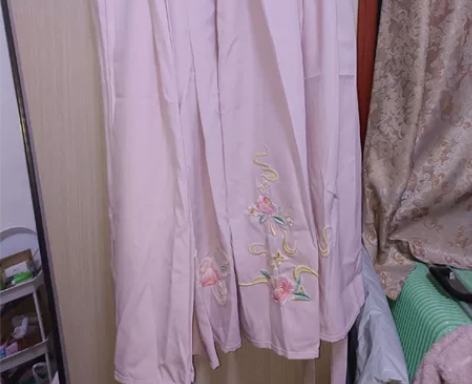 茗月萱原创汉服 齐腰粉色刺绣半身裙 全新仅...