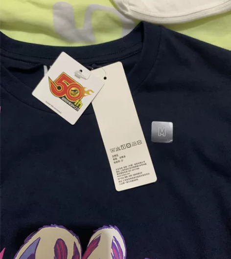 优衣库联名Jump50周年 地狱老师 M码...