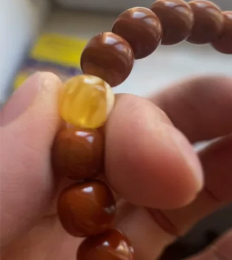 文玩猴头老型手串置换回血，配饰精品蜜蜡。 ...