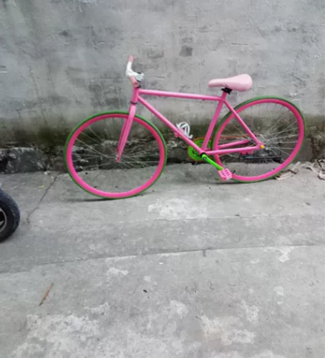 死飞自行车80一辆。有需要联系倒骑刹车26...