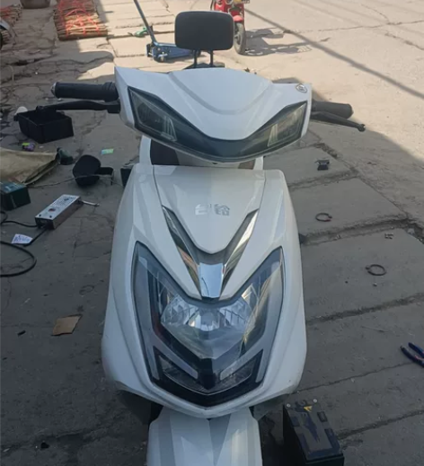 ?电动车 电动车新款长跑王尚领踏板电瓶车7...