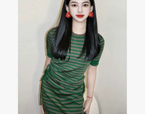 夏季绿色条纹t恤裙子小香风针织高端精致法式...