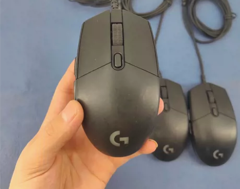 罗技G102一代二代黑色有线鼠标 9新 驱...