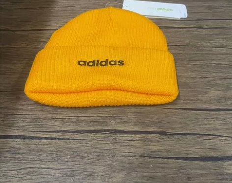 Adidas阿迪达斯运动帽男女款，正品全新...