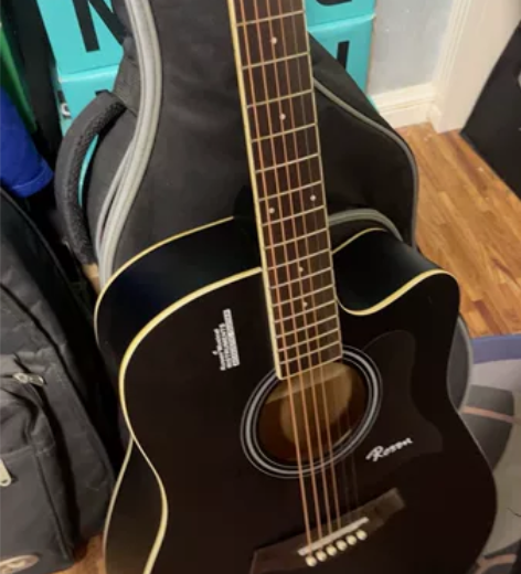 民谣吉他 因高中学业繁忙迫于无奈出掉换学费...