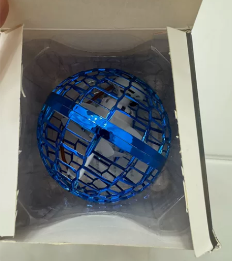 出一个感应悬浮飞球一个，全新没有使用 感兴...