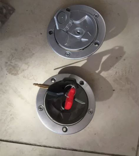 出售川崎zx-6R.川崎636等车型的原车...